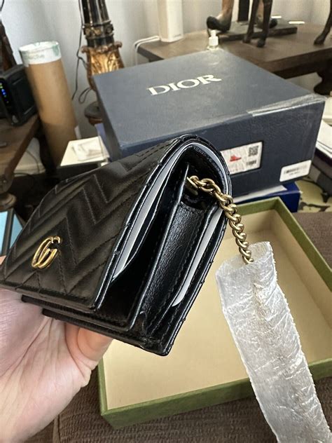 gucci chevron wallet